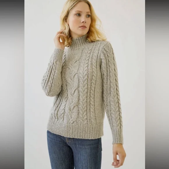🆕Sweater Cable Knit Mock Neck Light Grey S, M & L Available - Picture 3 of 8